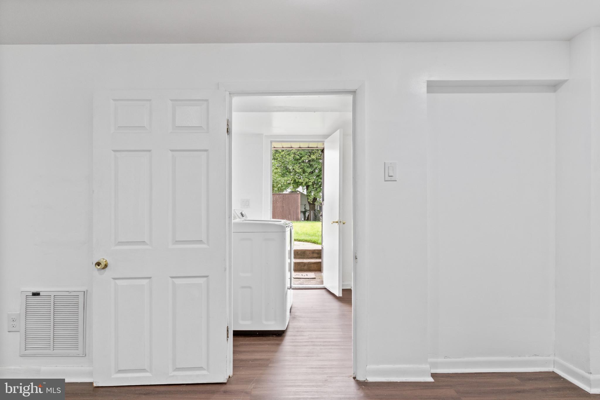 WESTVIEW PARK - Residential