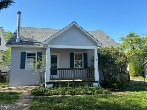 Homes For Sale - 2 Highland Avenue<br/> ANNAPOLIS, MD 21403