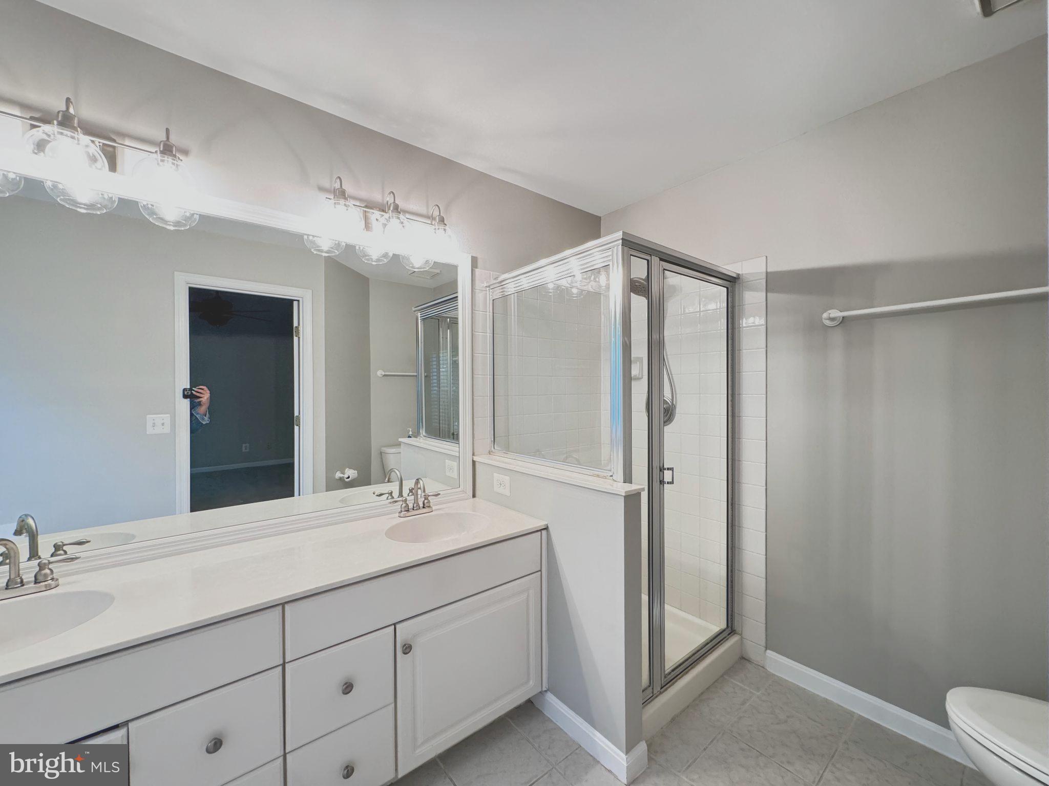 CASCADES - Residential Lease