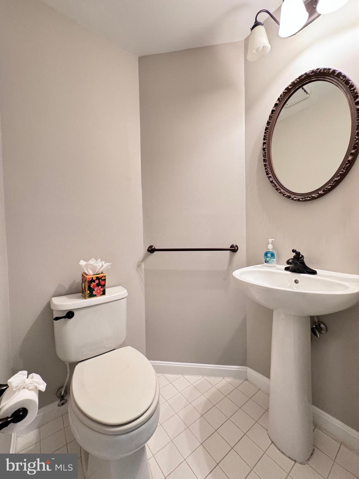 CASCADES - Residential Lease