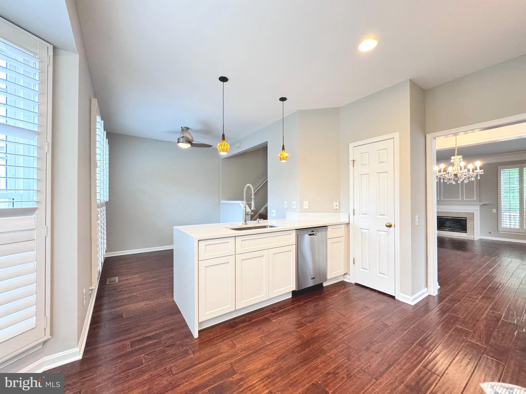 CASCADES - Residential Lease