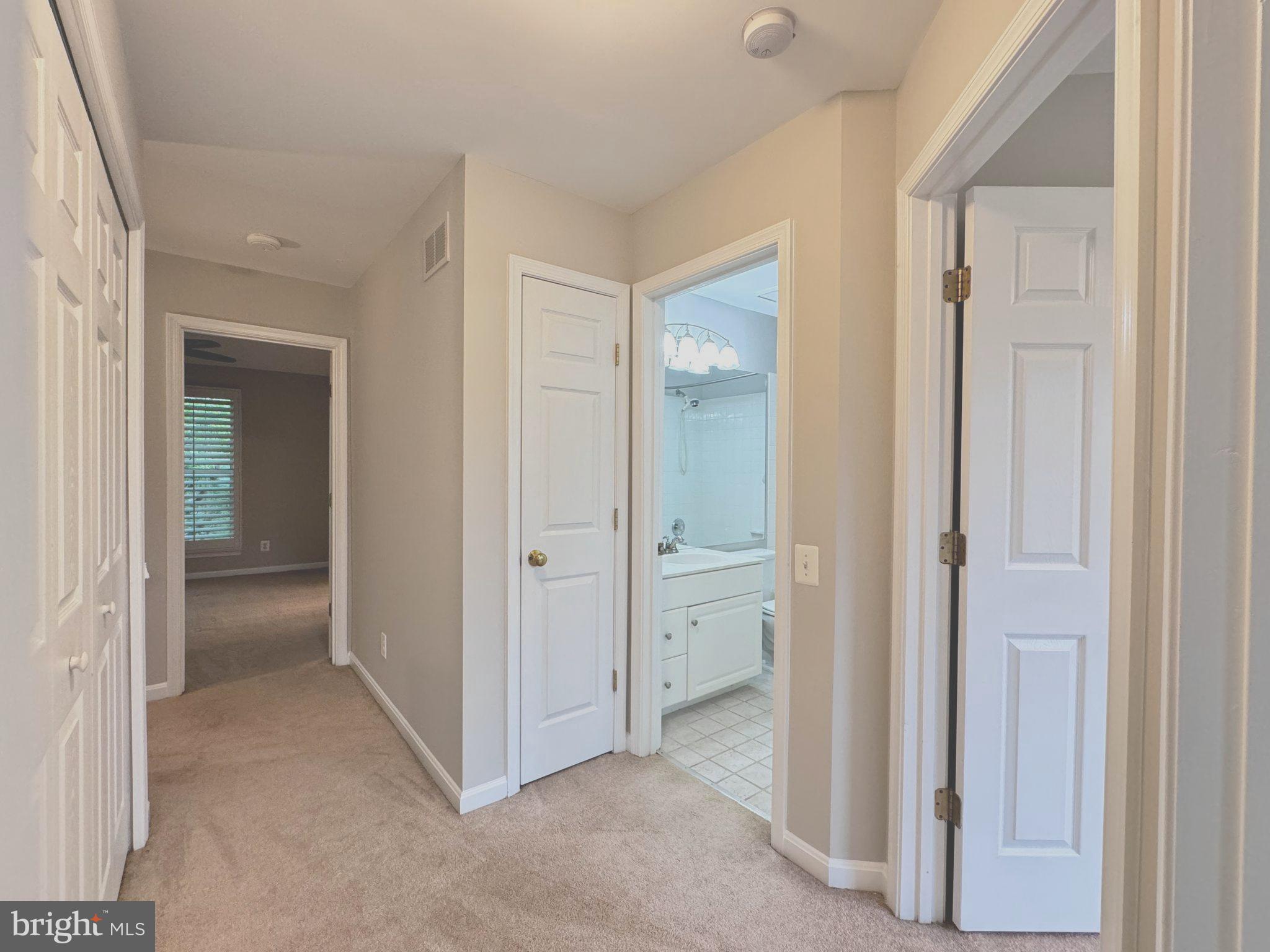 CASCADES - Residential Lease