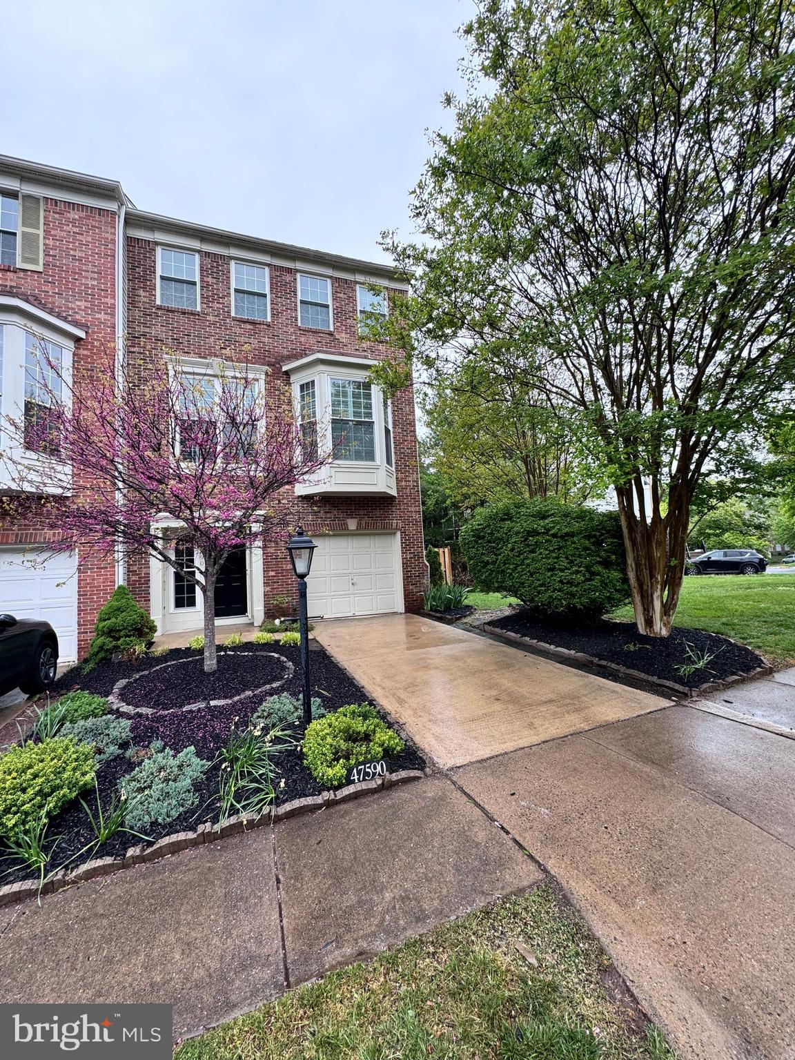 CASCADES - Residential Lease