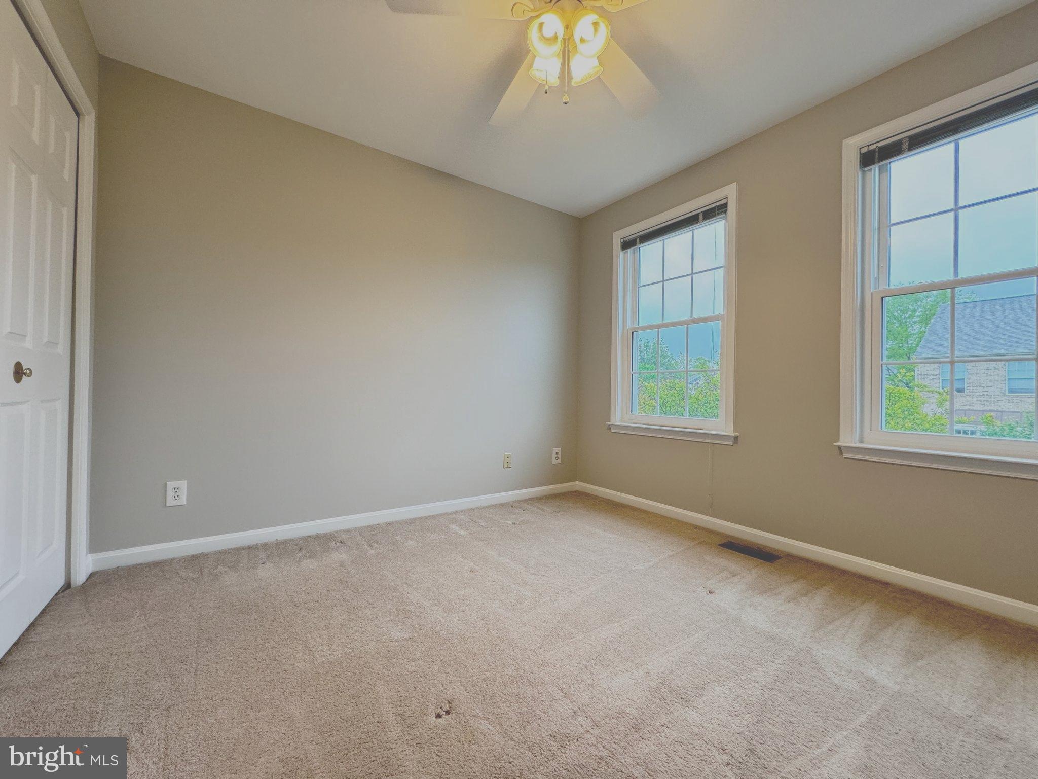 CASCADES - Residential Lease