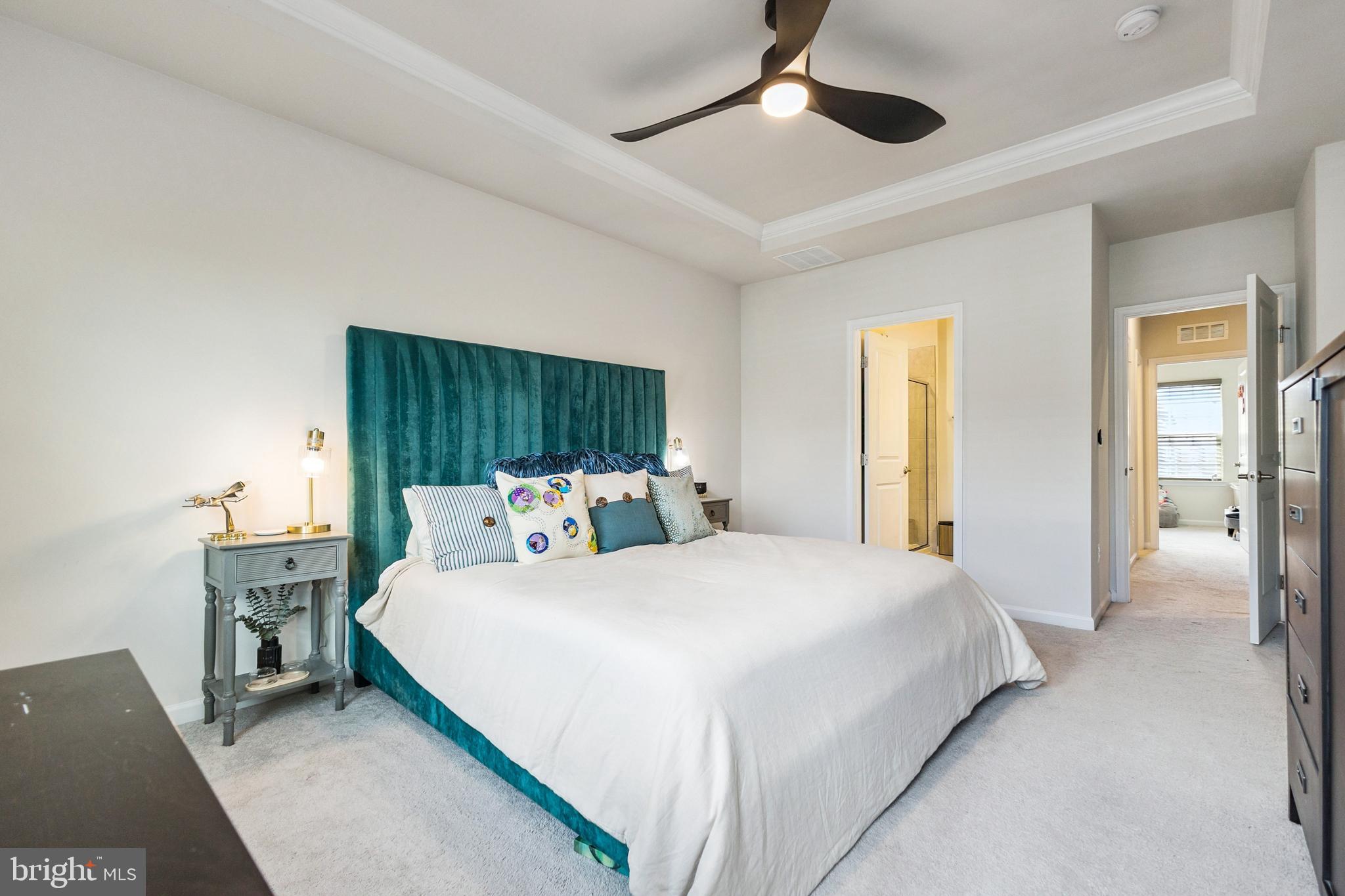 EAGLE ROW - Residential