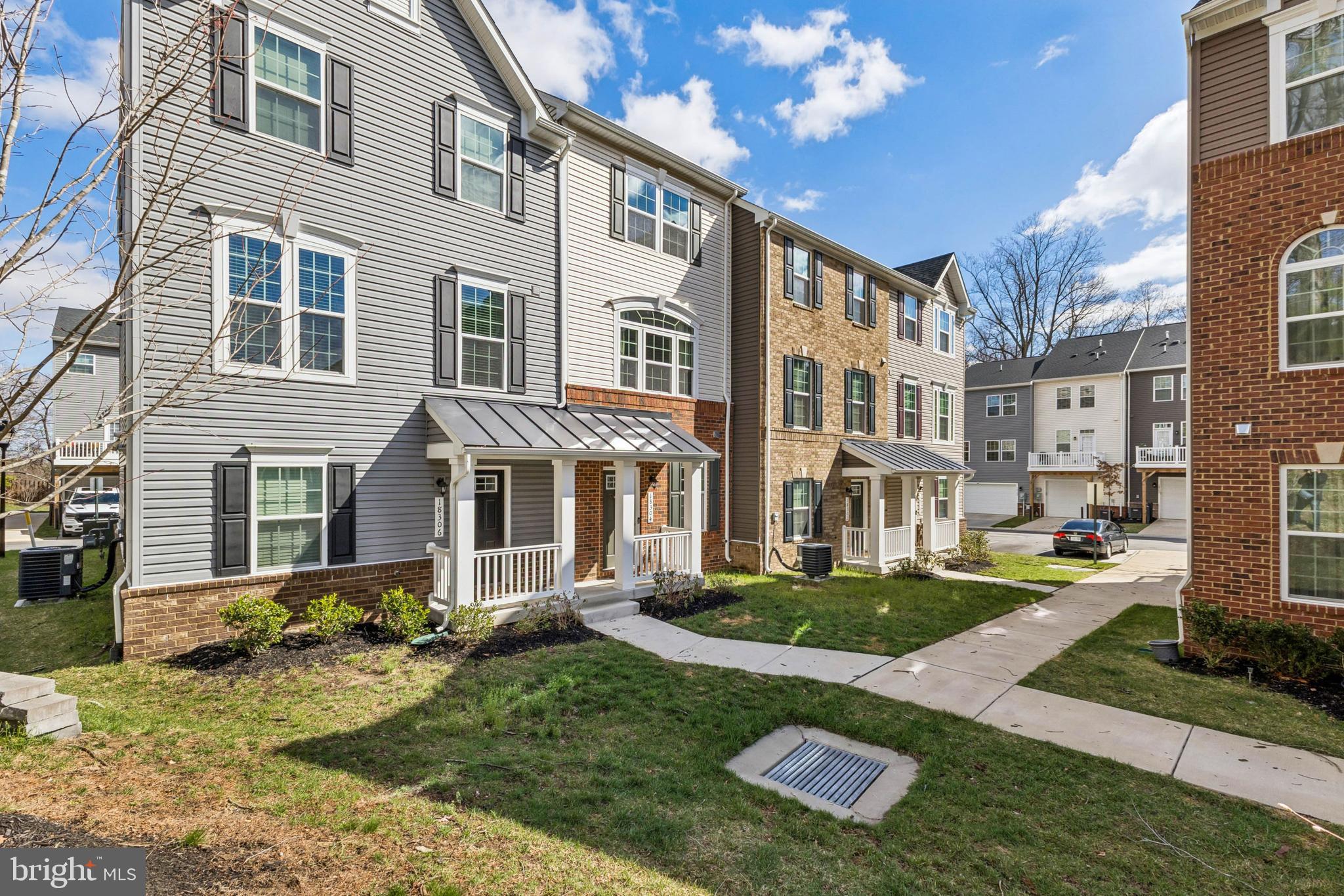 18304 REAPER HILL COURT