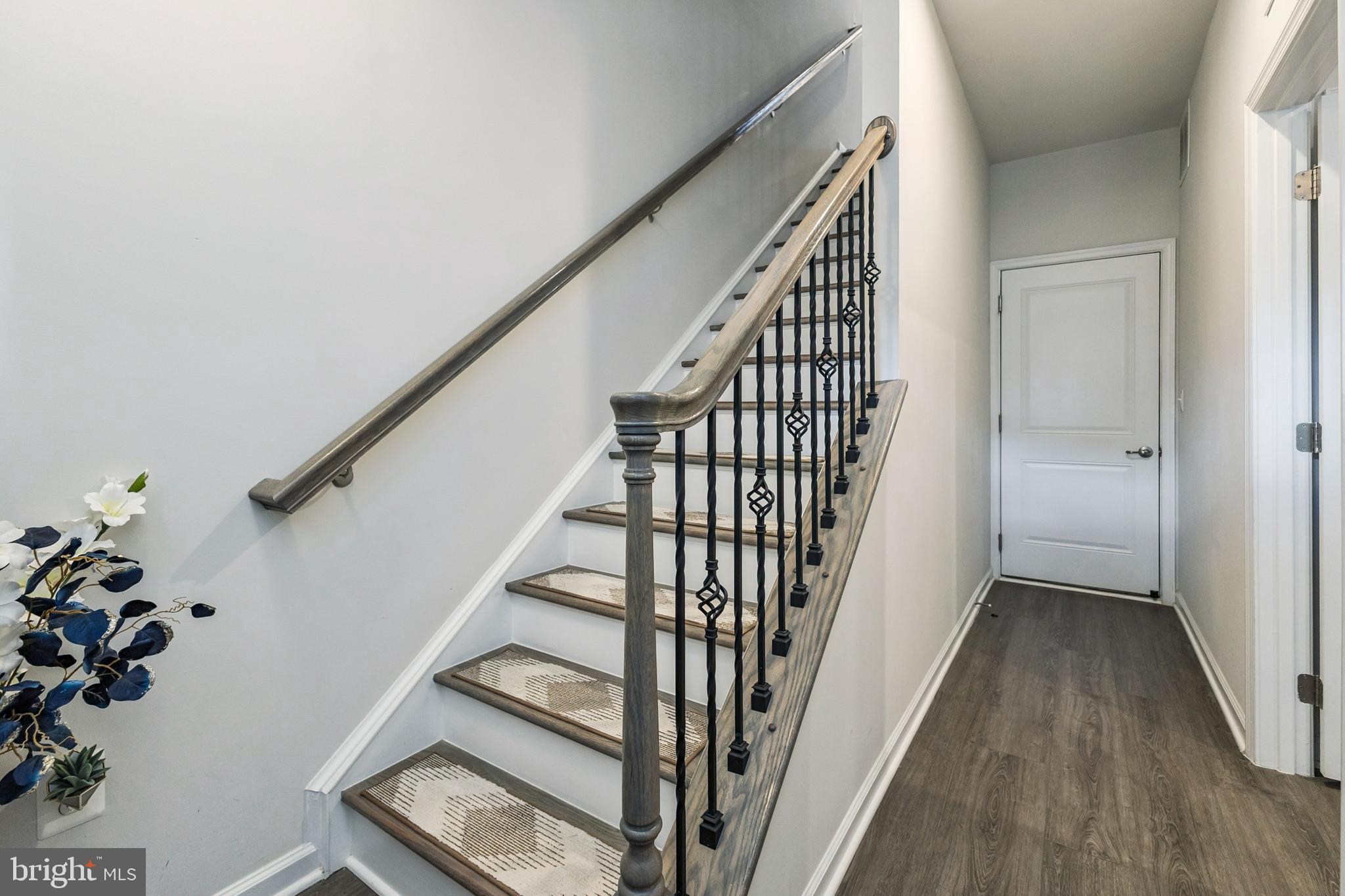 18304 REAPER HILL COURT