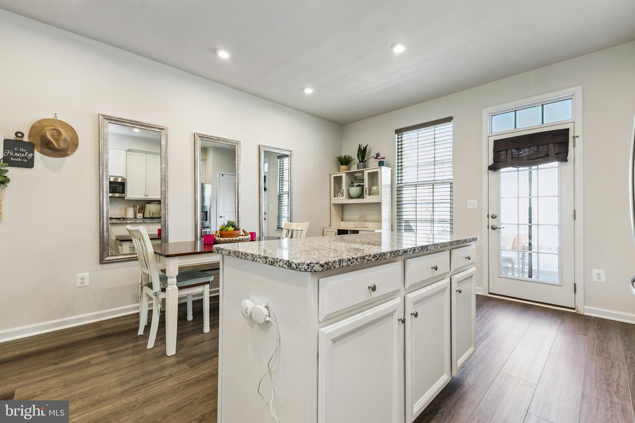 EAGLE ROW - Residential