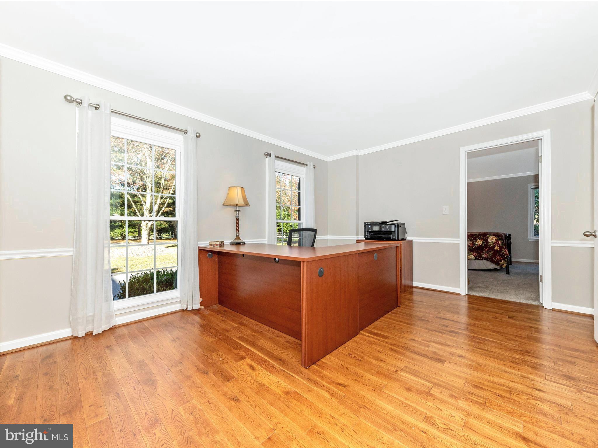 POOLESVILLE OUTSIDE - Residential