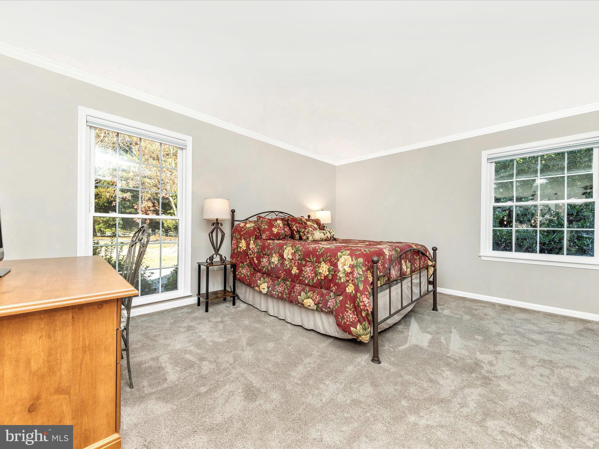 POOLESVILLE OUTSIDE - Residential