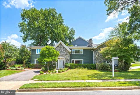 Photo of 1603 Simmons Drive, MCLEAN, VA 22101 (MLS # VAFX2325366)