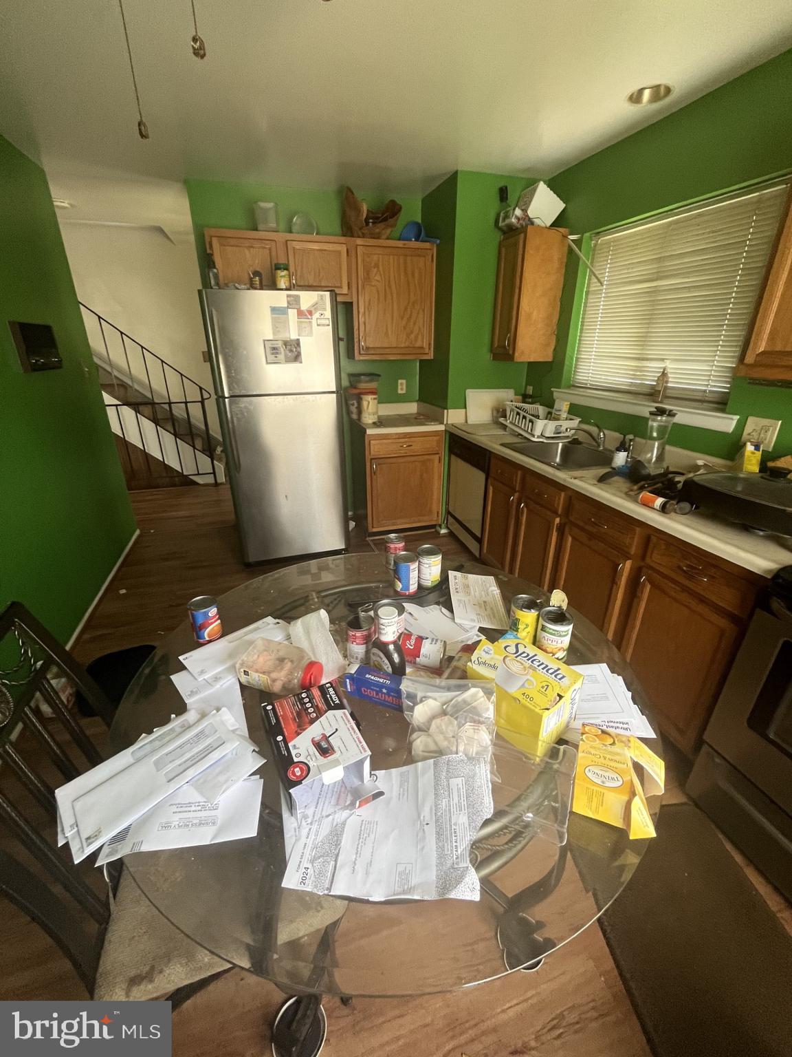 1946 VALLEY TERRACE SE