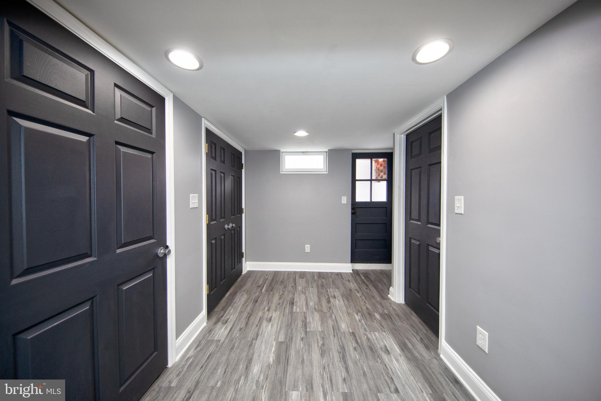 IDLEWOOD - Residential