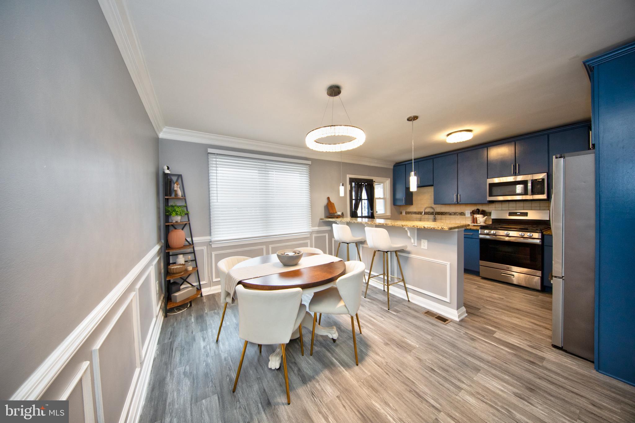 IDLEWOOD - Residential