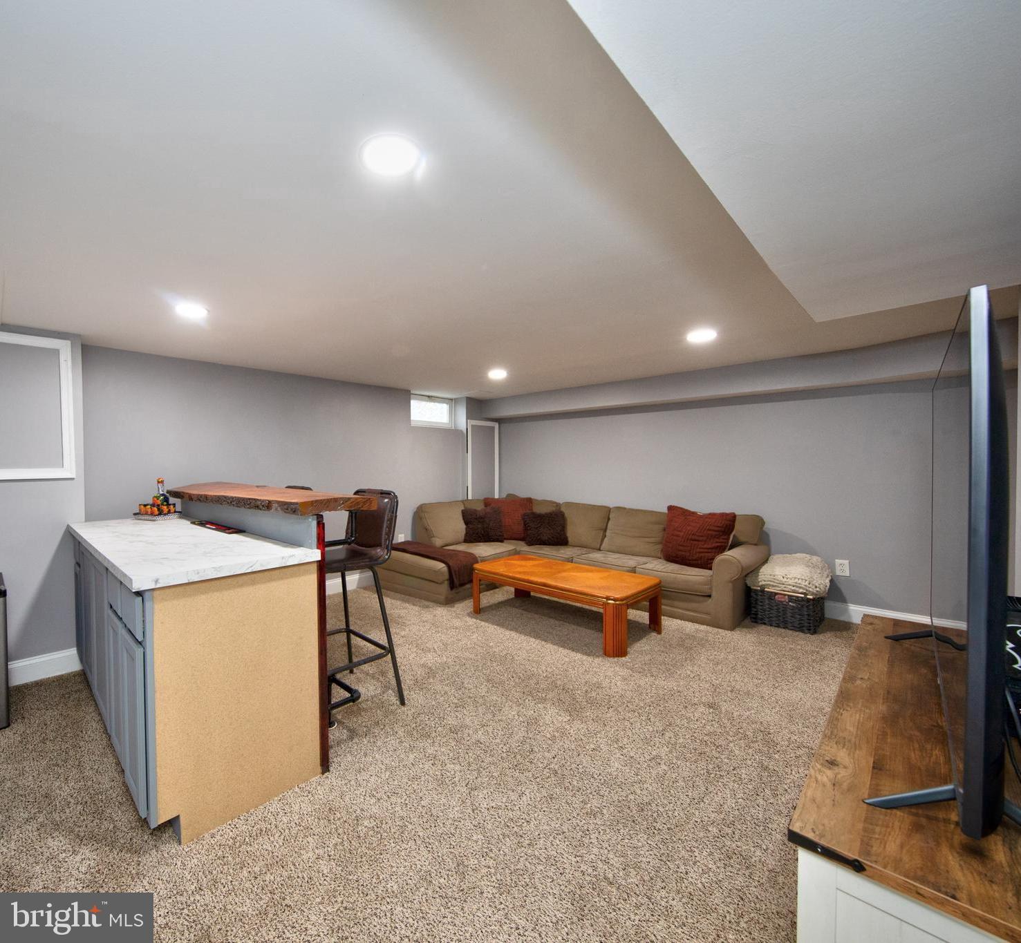 IDLEWOOD - Residential