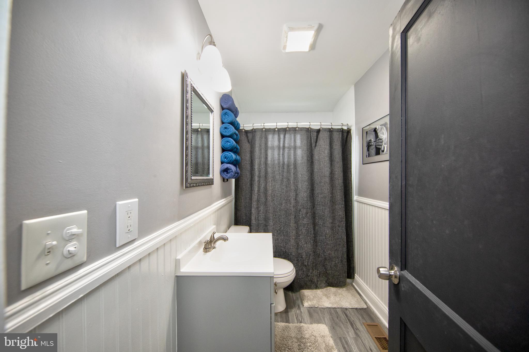 IDLEWOOD - Residential