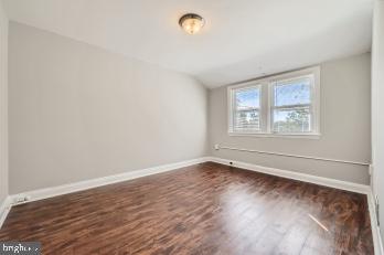 WOODMERE - Residential