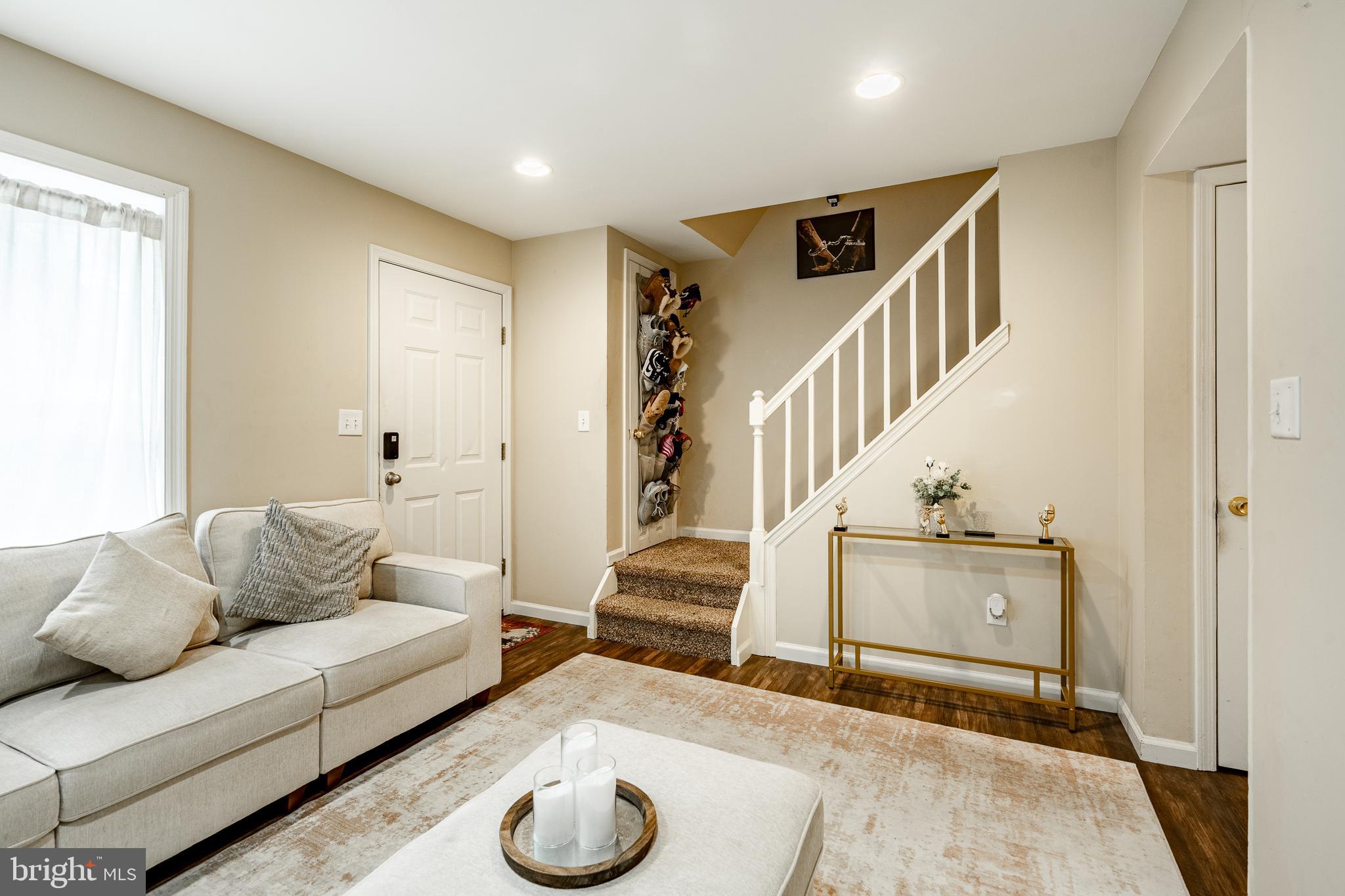 115 WHITBURN PLACE