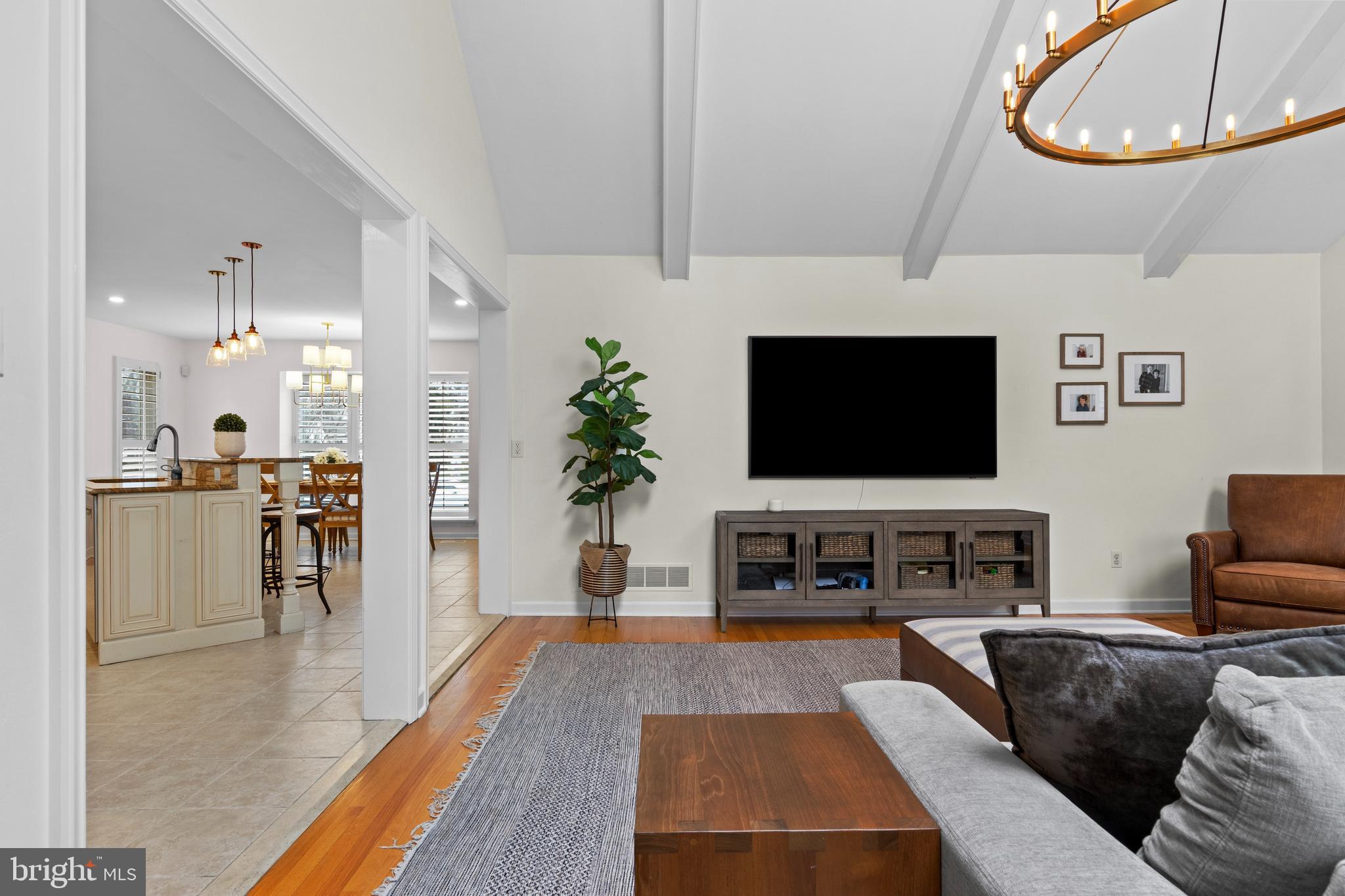 RAVENSCLIFF - Residential