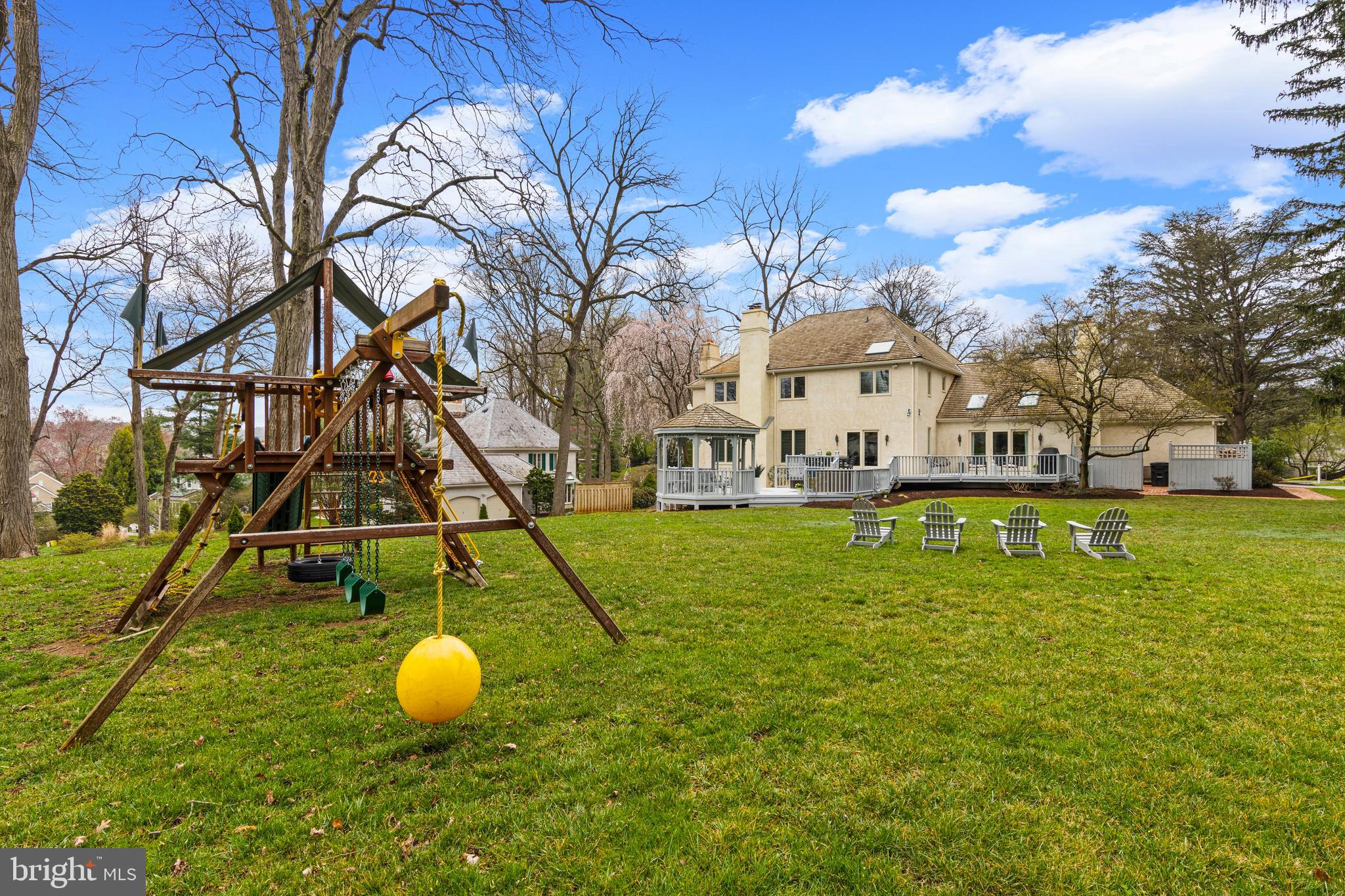 RAVENSCLIFF - Residential