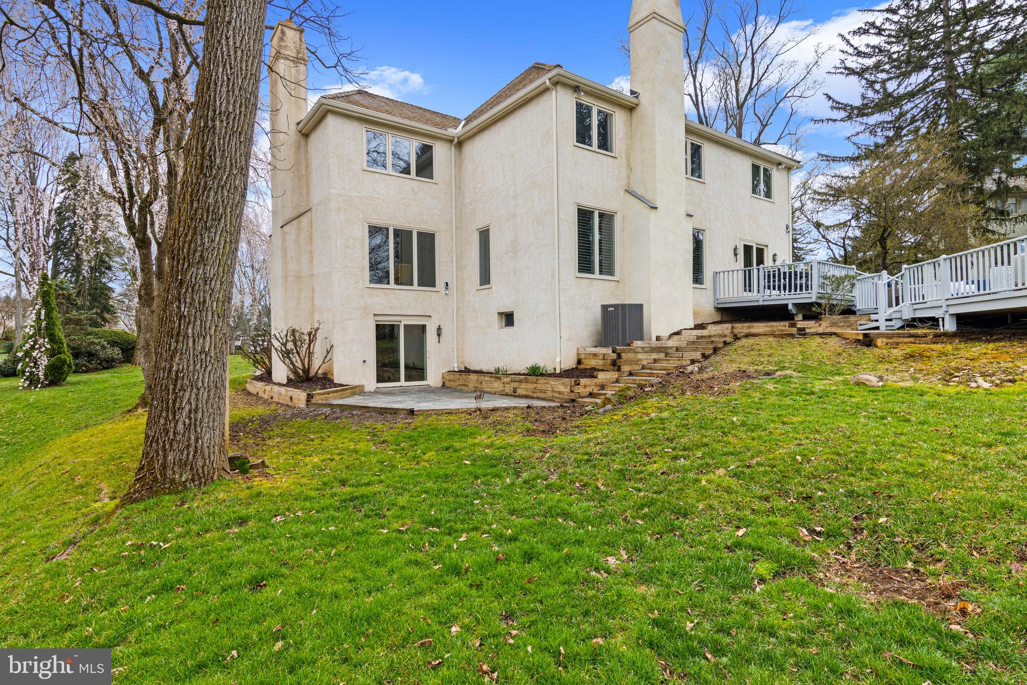 RAVENSCLIFF - Residential