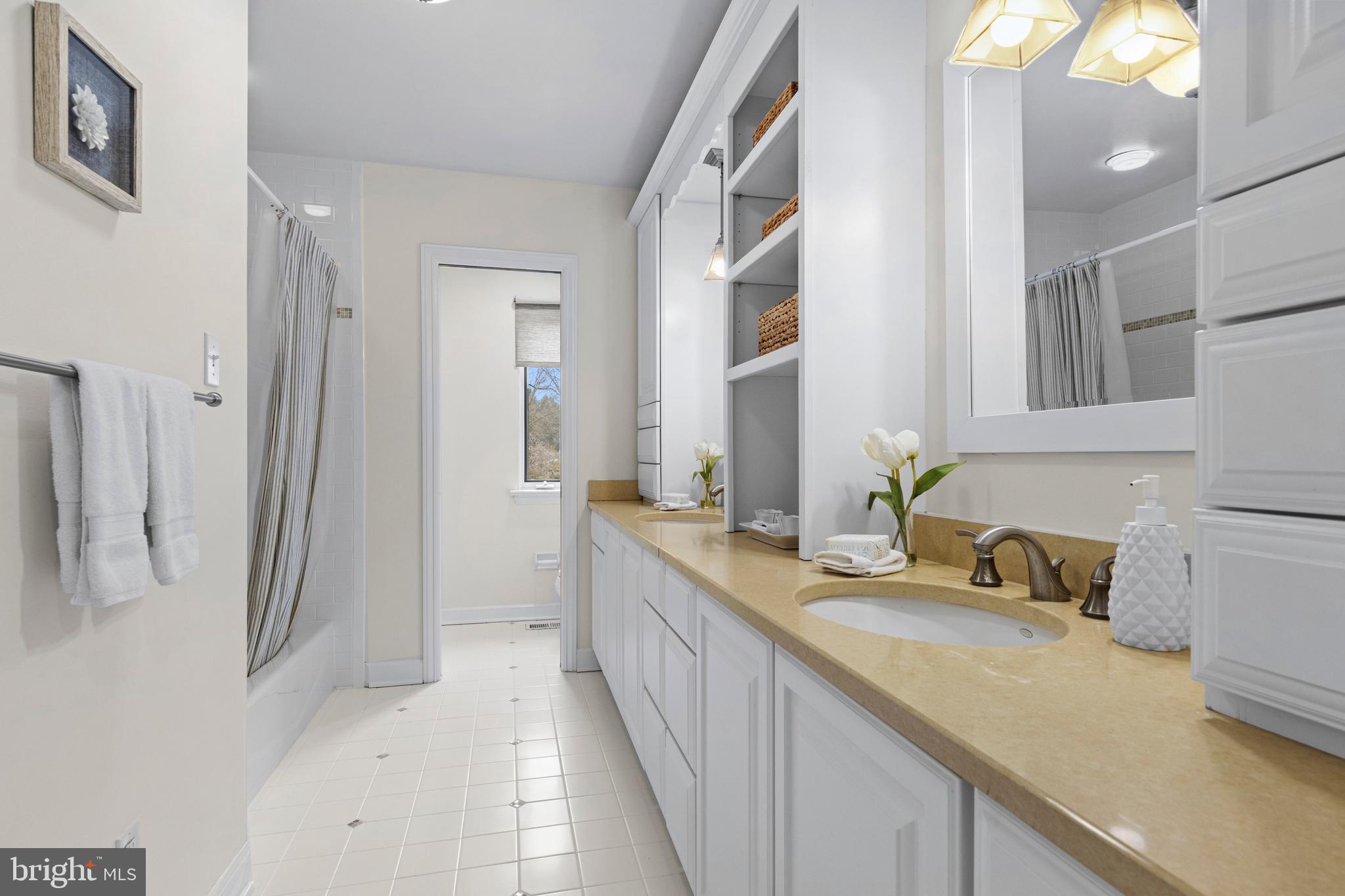 RAVENSCLIFF - Residential