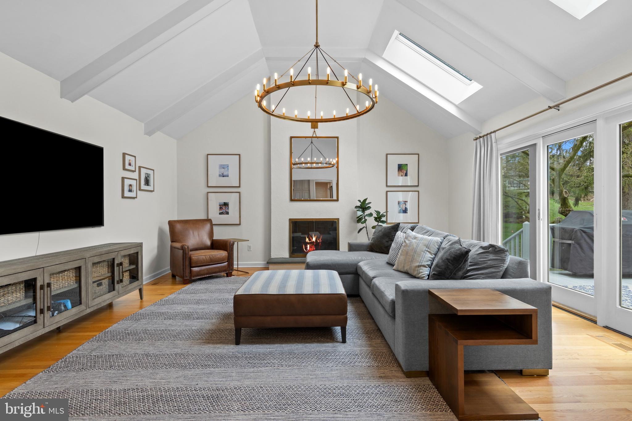 RAVENSCLIFF - Residential