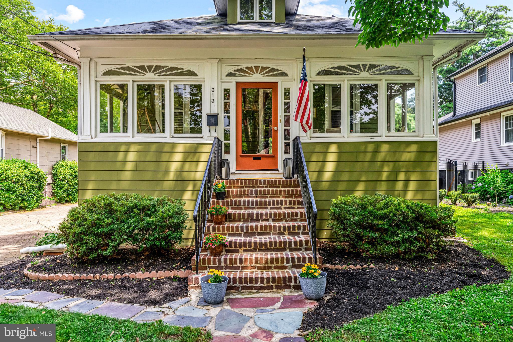 313 FAIRVIEW AVENUE