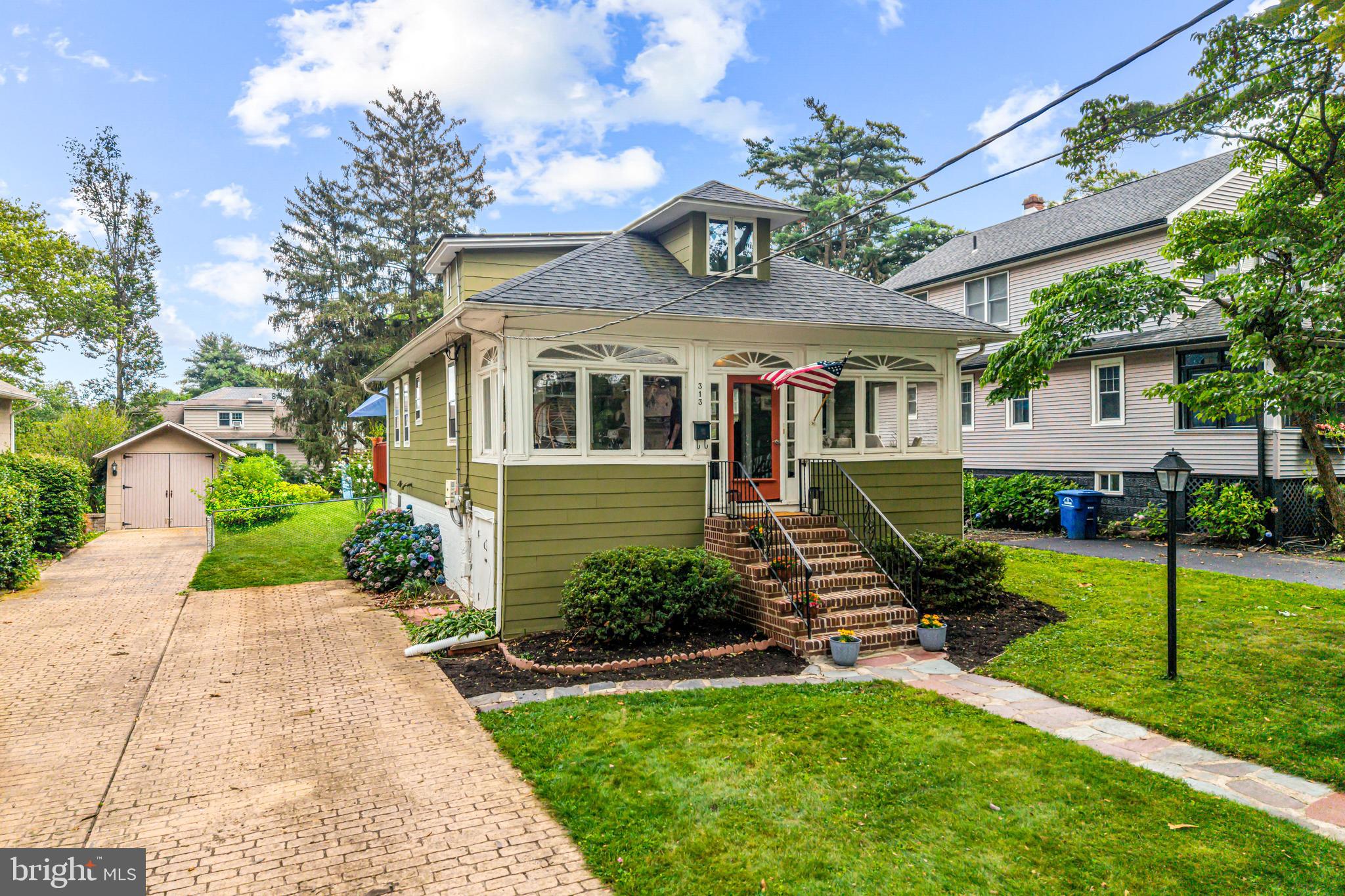 313 FAIRVIEW AVENUE