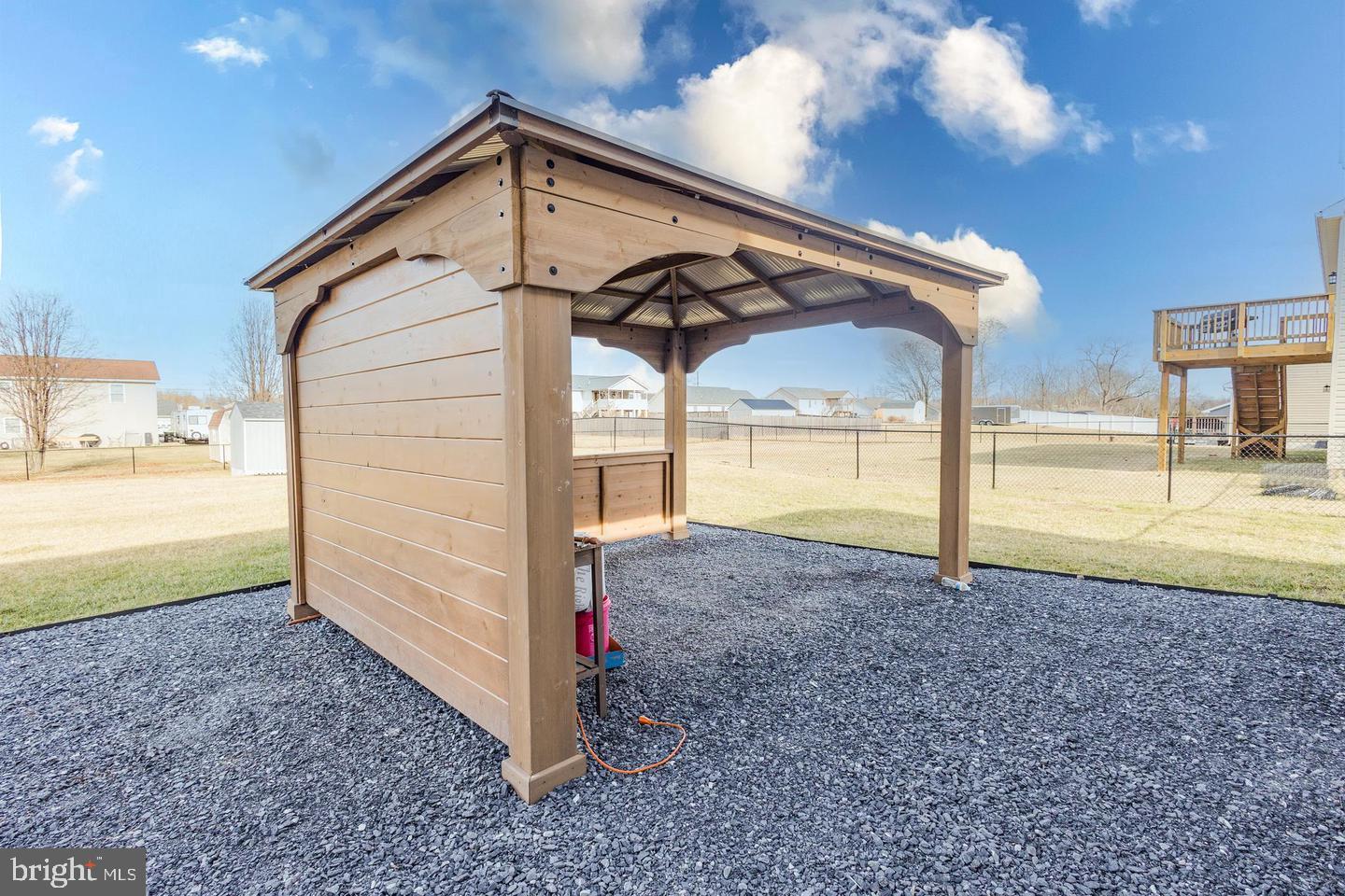 ELIZABETH STATION - Residential