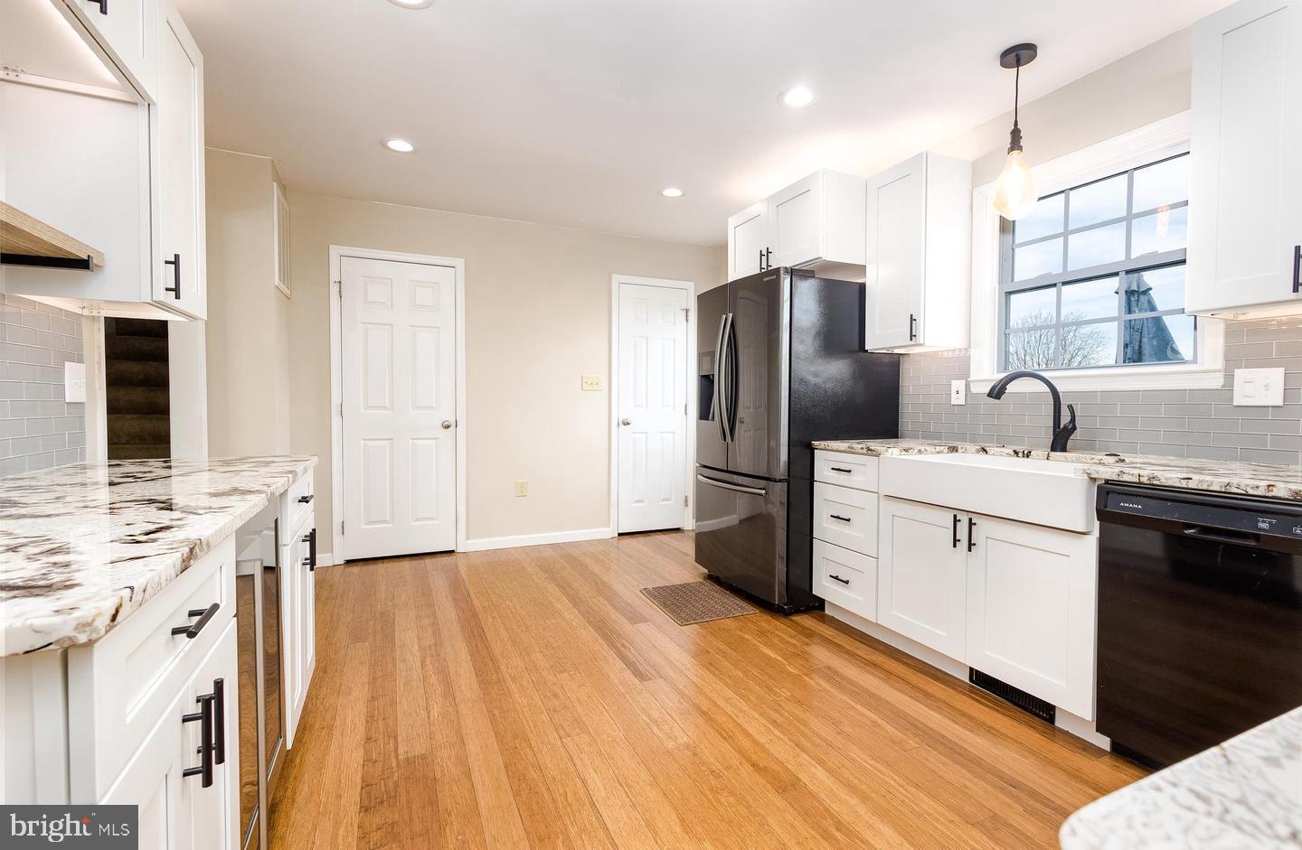 ELIZABETH STATION - Residential