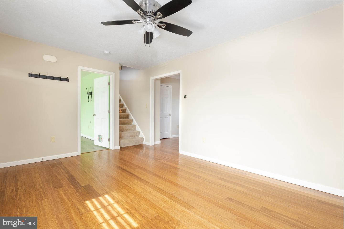 ELIZABETH STATION - Residential