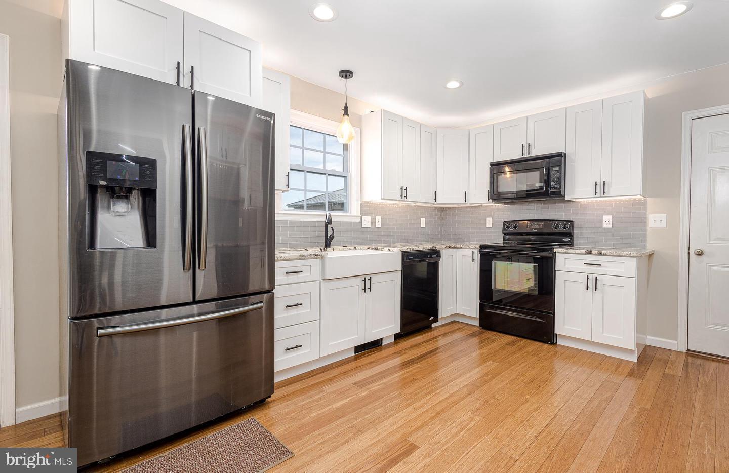 ELIZABETH STATION - Residential