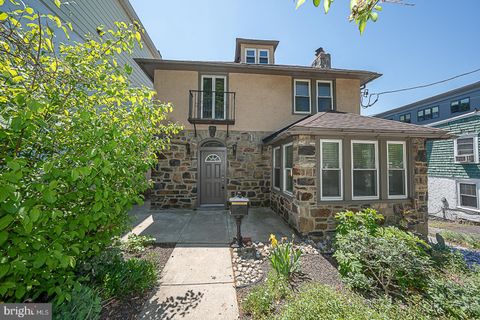 Photo of 412 W Baltimore Avenue, MEDIA, PA 19063 (MLS # PADE2114274)
