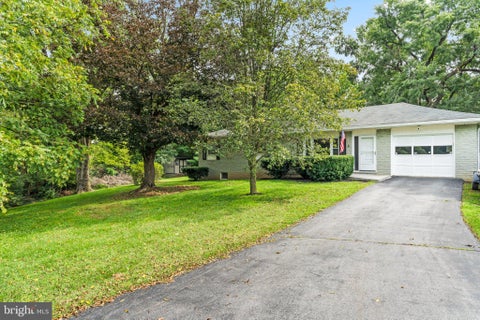 Homes For Sale - 11919 Sunset Strip<br/> Washington County, HAGERSTOWN, MD 21742