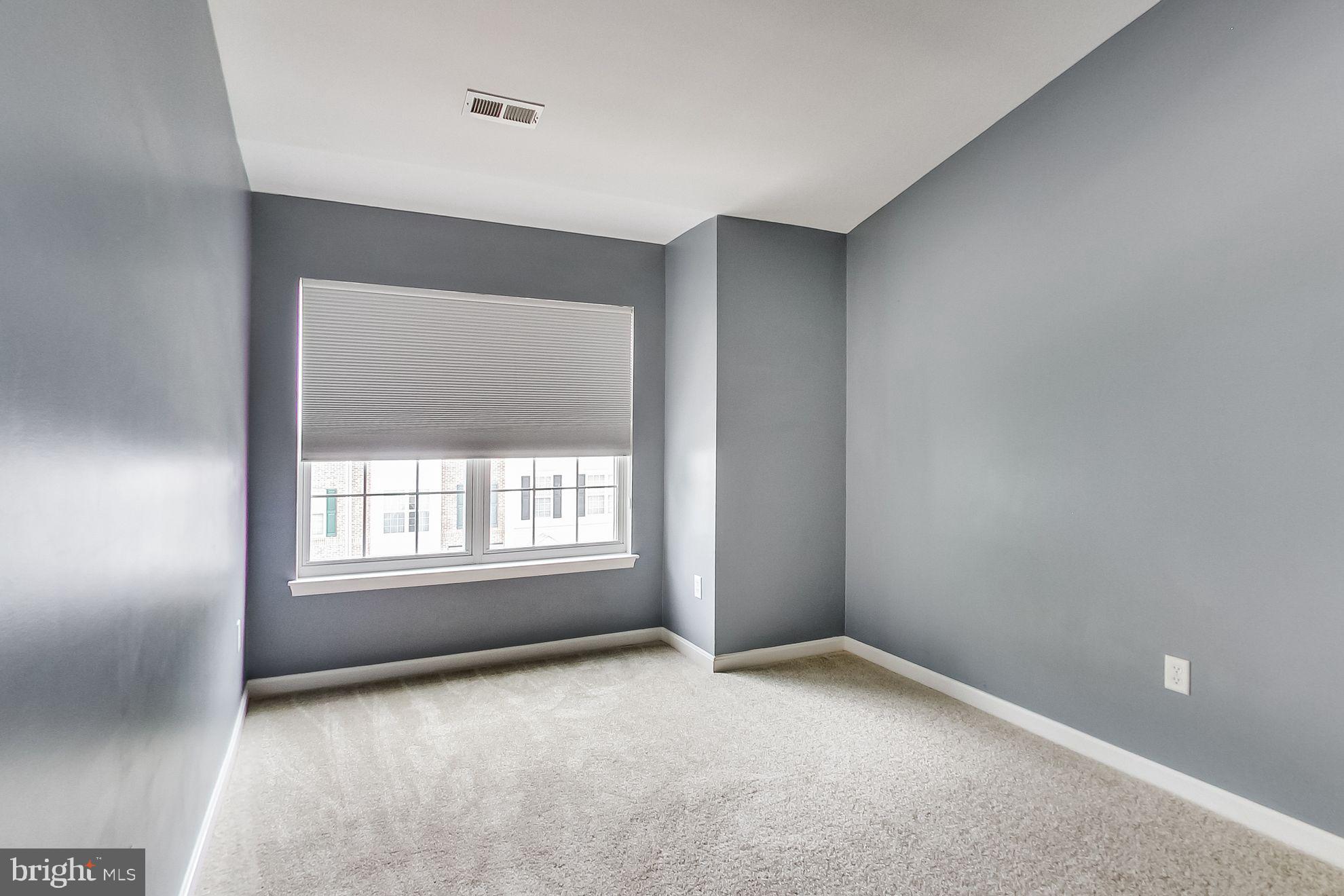 PINEY ORCHARD - Residential Lease