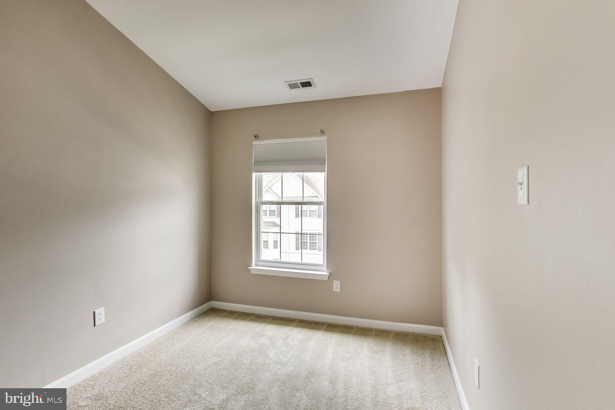 PINEY ORCHARD - Residential Lease