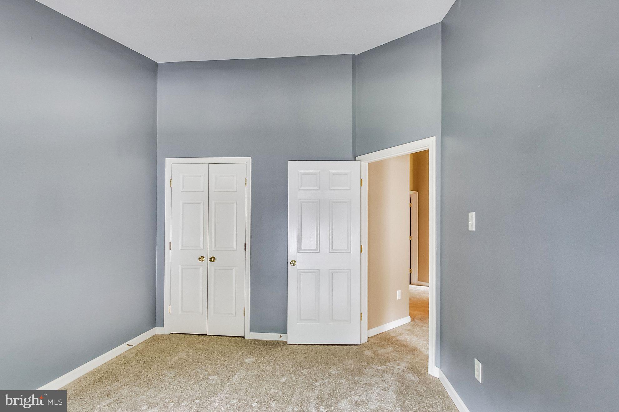 PINEY ORCHARD - Residential Lease