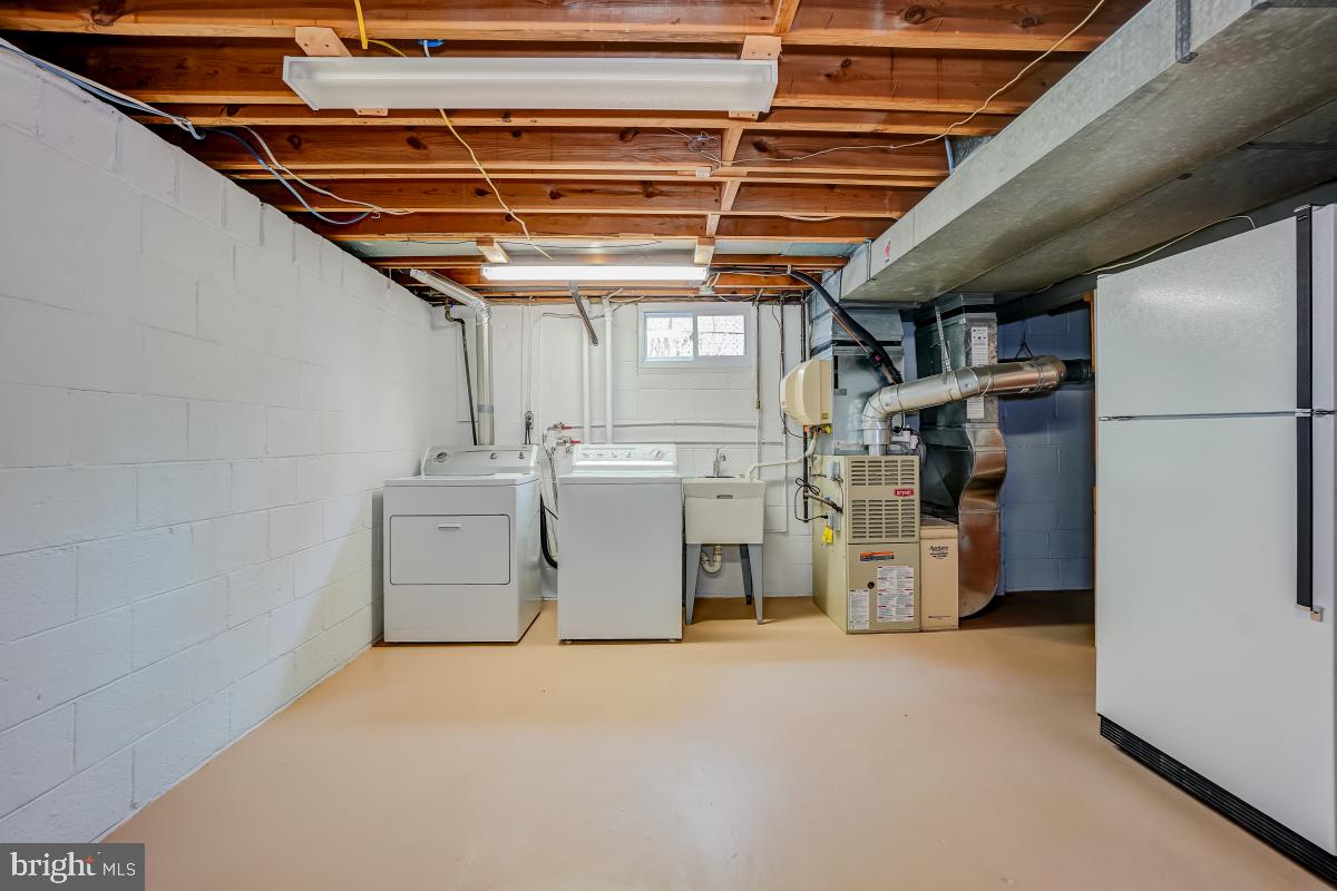 HUNGERFORD - Residential