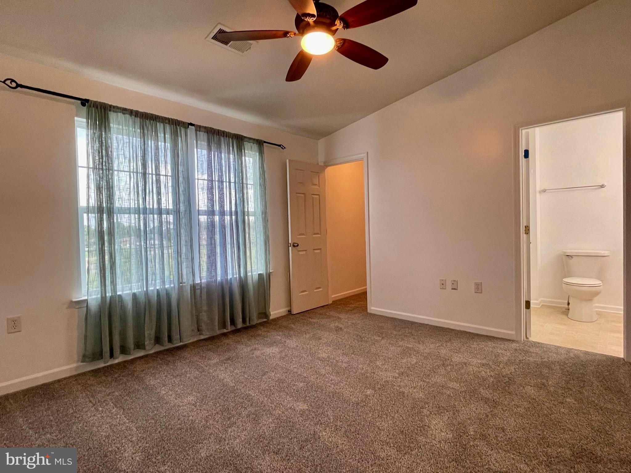 MANOR PARK - Residential