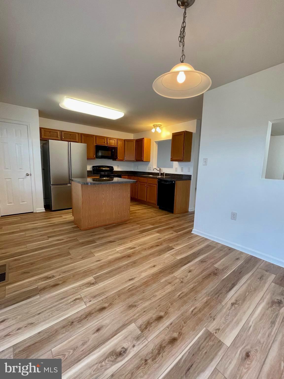 MANOR PARK - Residential