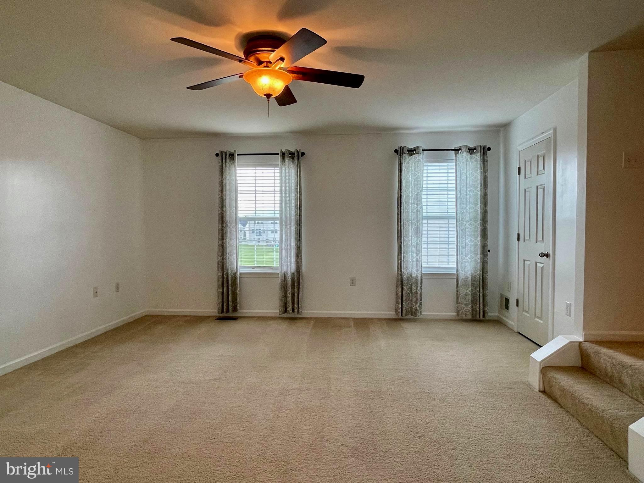 MANOR PARK - Residential