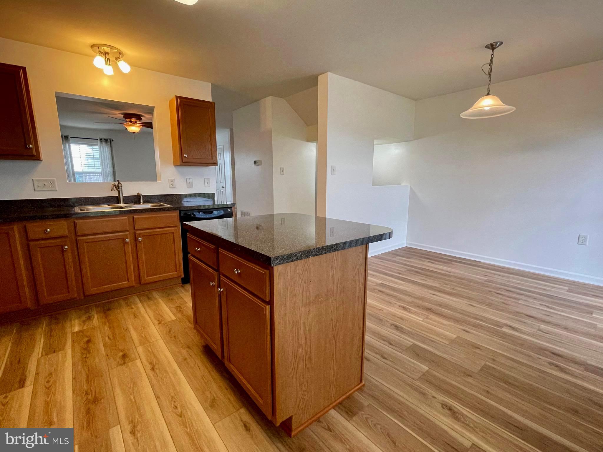 MANOR PARK - Residential