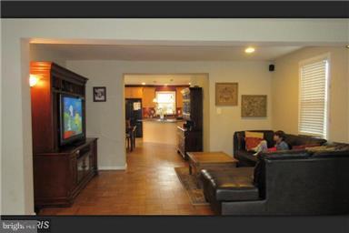 ROSEWOOD - Residential Lease