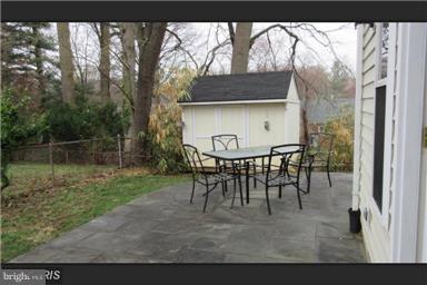 ROSEWOOD - Residential Lease