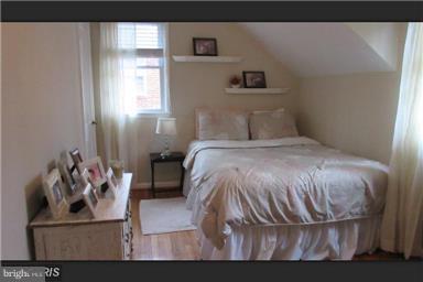 ROSEWOOD - Residential Lease