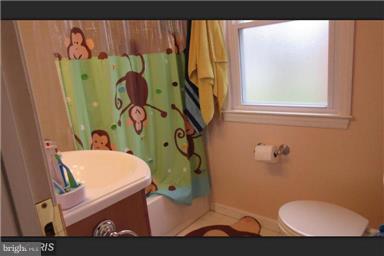 ROSEWOOD - Residential Lease