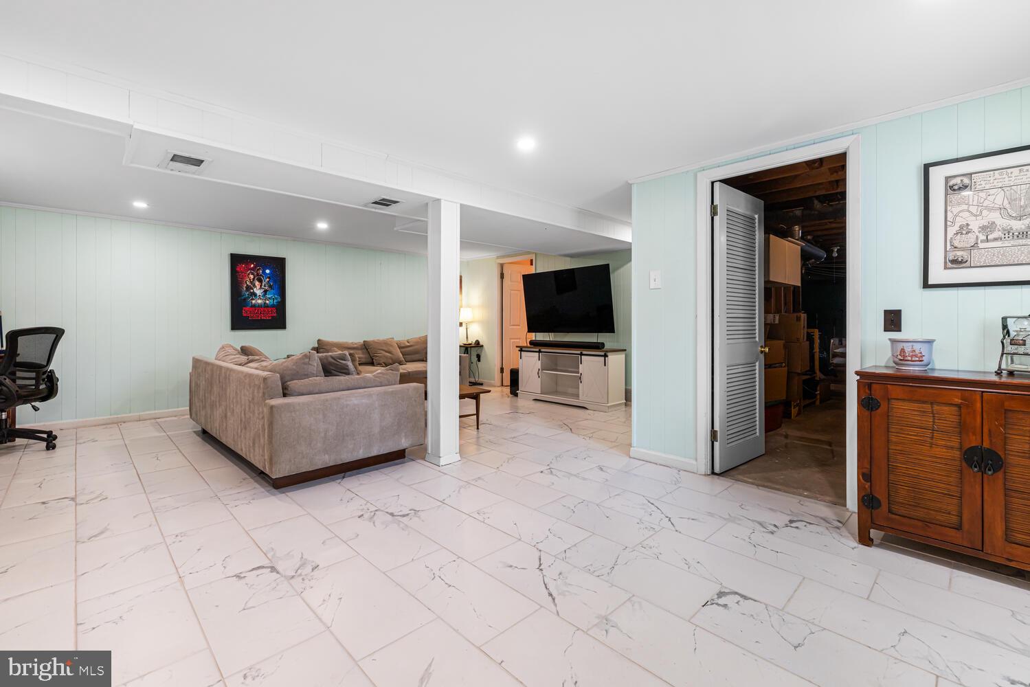 RIDDLEWOOD - Residential