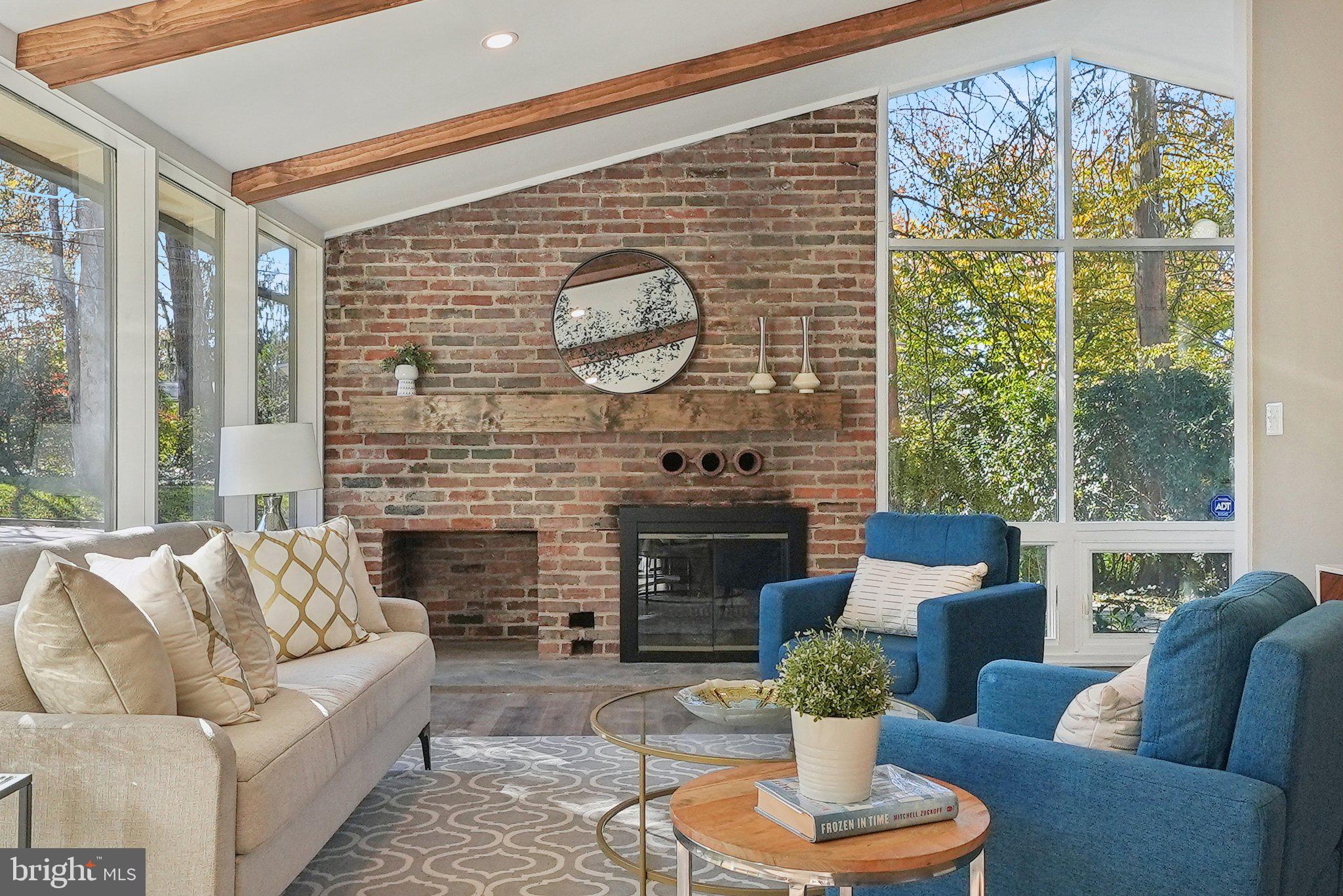 HAMMOND WOODS - Residential