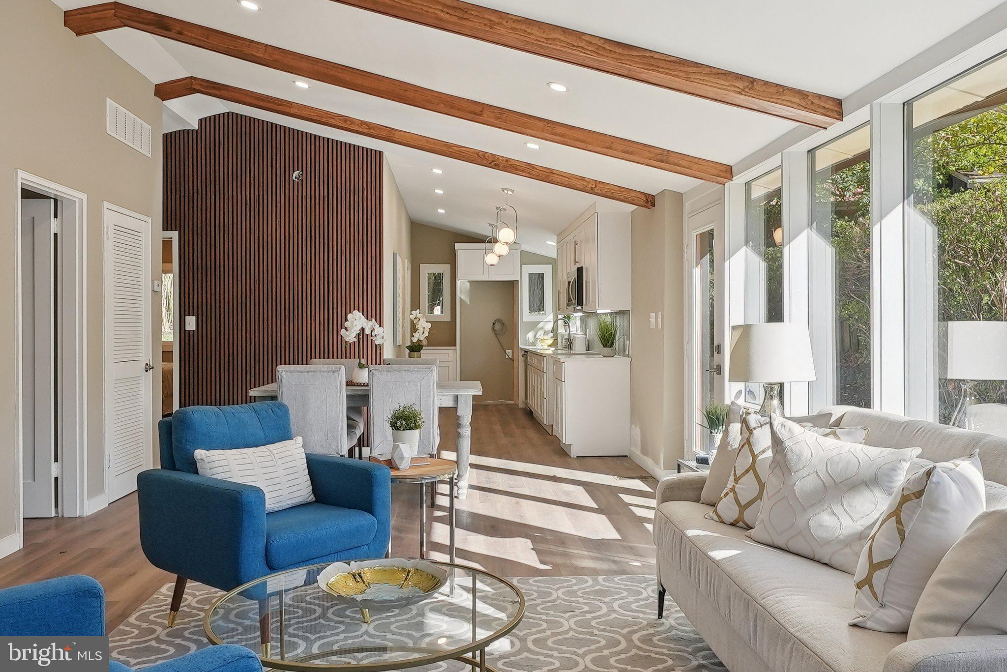 HAMMOND WOODS - Residential